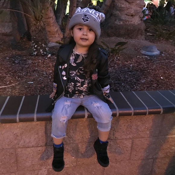 Callie Isabelle 💕 - Picture 7 of 12